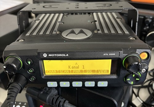 Motorola xtl 2500 astro p25 - motorola,