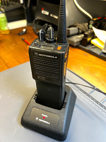 Motorola mts 2000 uhf - mts,